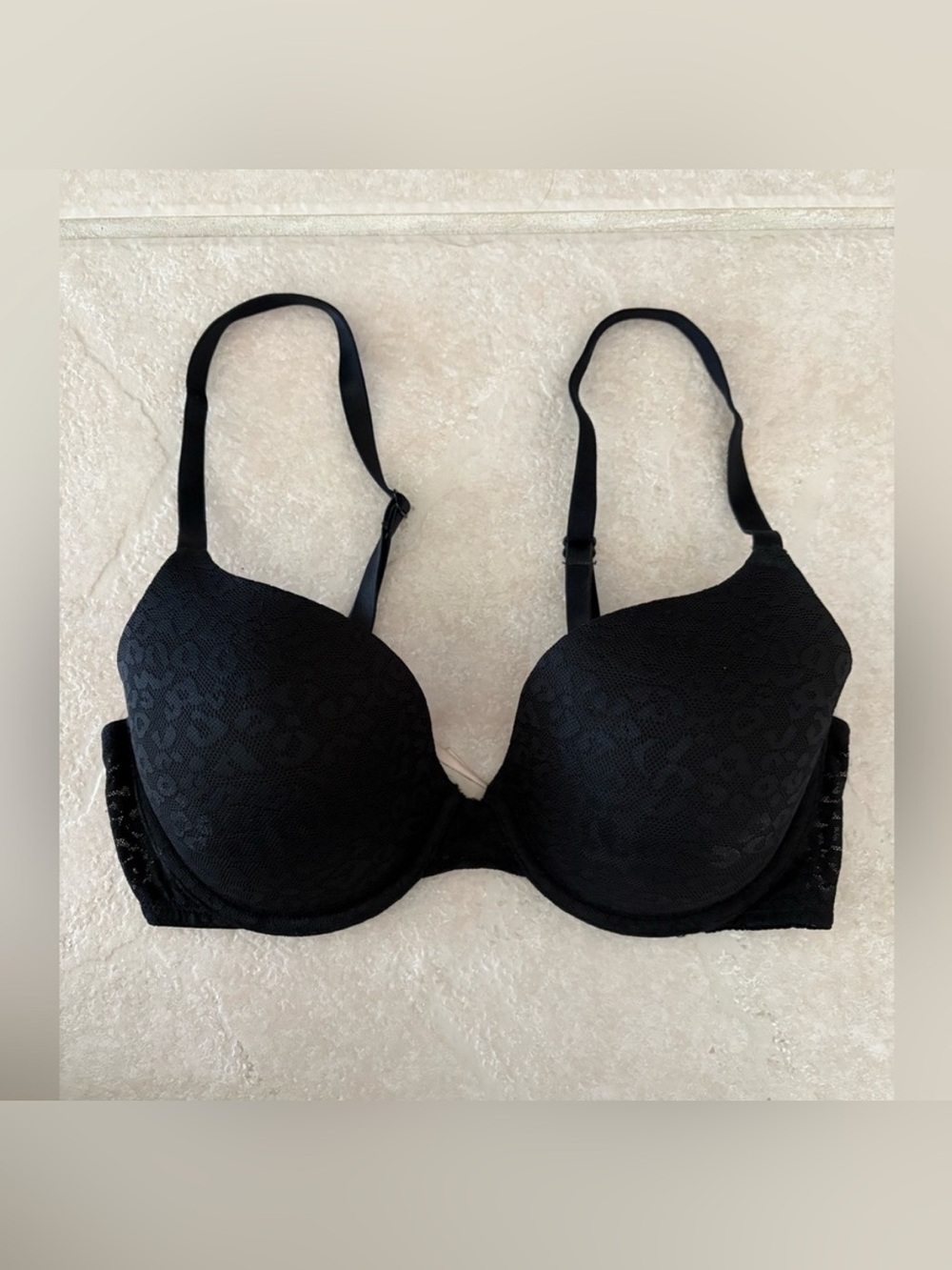 Victoria's Secret PINK Wear Everywhere Lace Push-Up Bra - 34D